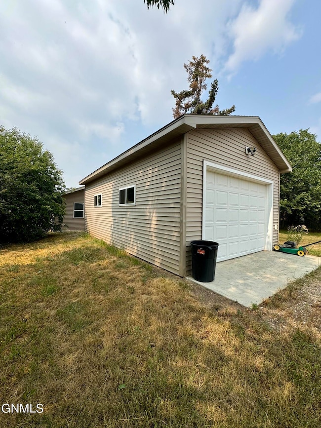 408 N Main St, Crosby, ND 58730 - photo 2