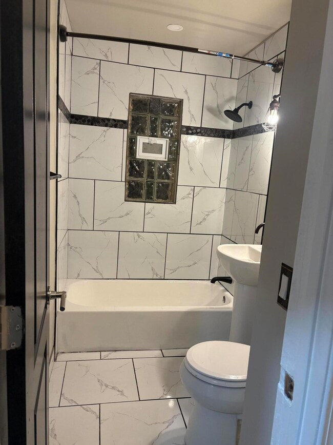 7320 Westwood St, Detroit, MI 48228 - photo 7