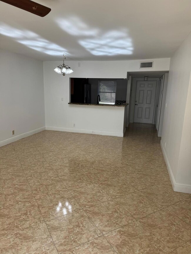 9200 SW 3rd St unit 1090, Boca Raton, FL 33428 - photo 3