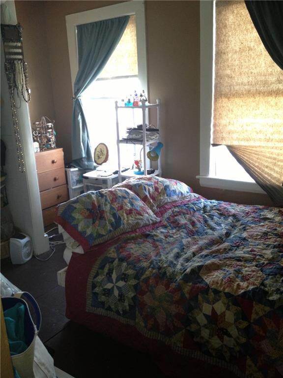 Second floor smaller bedroom...