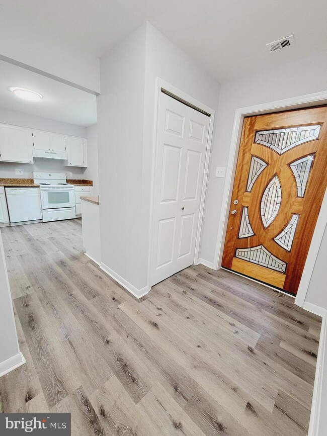 126 Kettle Ct, Windsor Mill, MD 21244 - photo 6