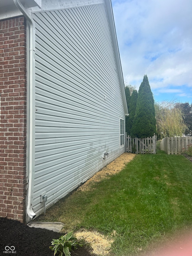 10132 Lauren Pass, Fishers, IN 46037 - photo 2