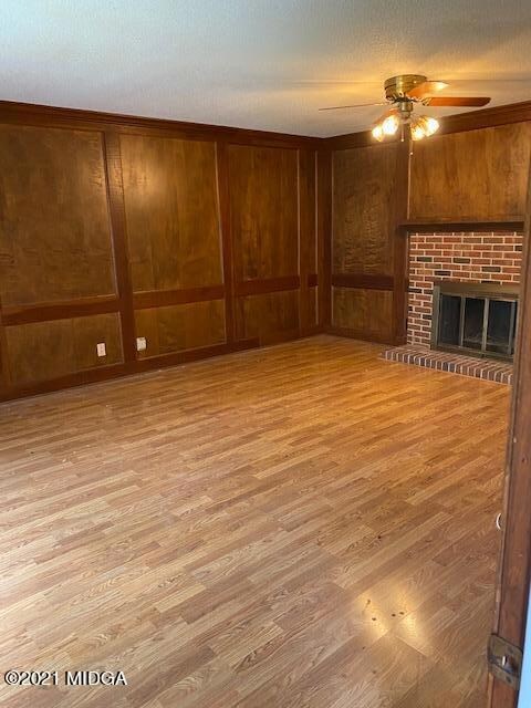 1-Photos- 1136 Craddock Way- family room