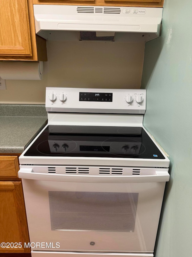 479 Dartmoor Ct unit B, Lakewood, NJ 08701 - photo 5