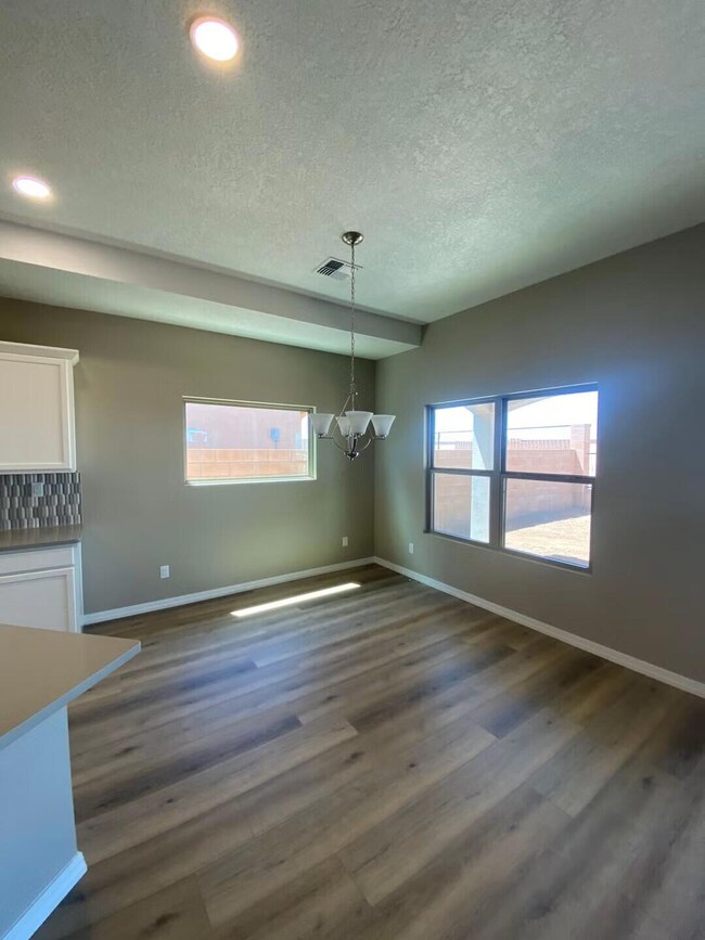1616 Valle de Colores Rd NW, Los Lunas, NM 87031 - photo 6
