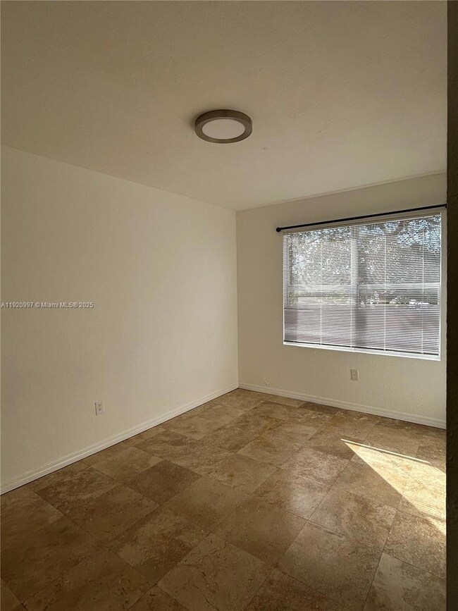 953 SW 10th St unit 11, Miami, FL 33130 - photo 4