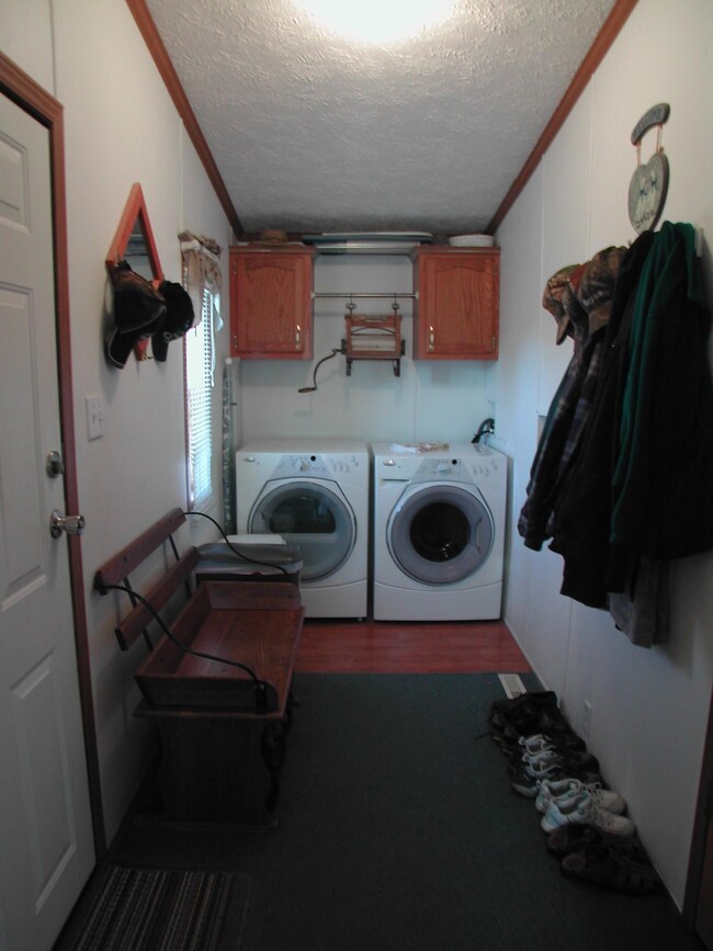 Mud/Laundry Room