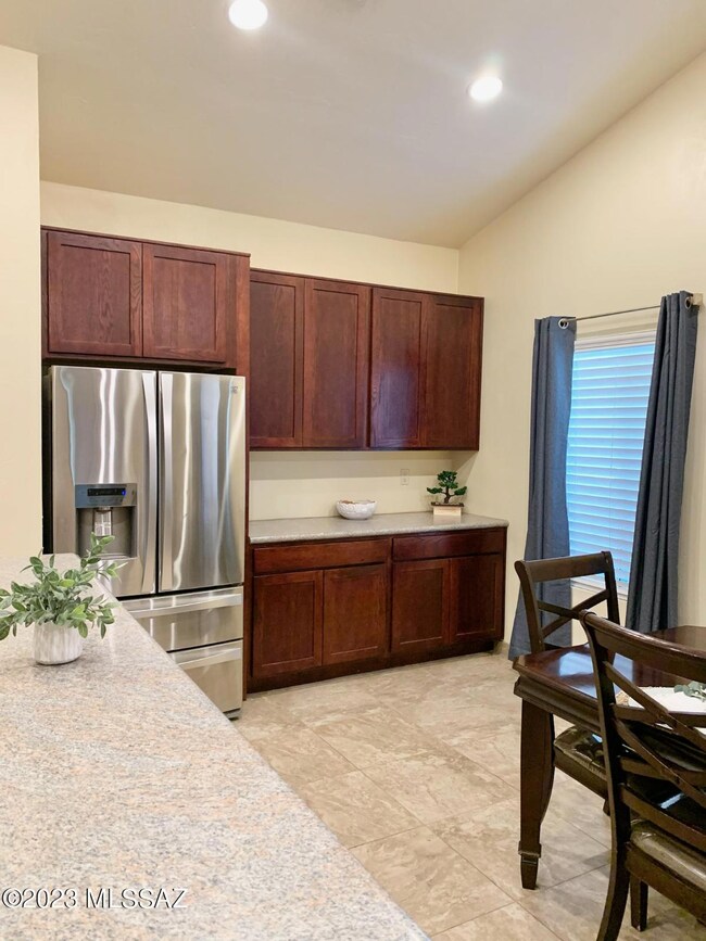 hollybrookpic6kitchen6