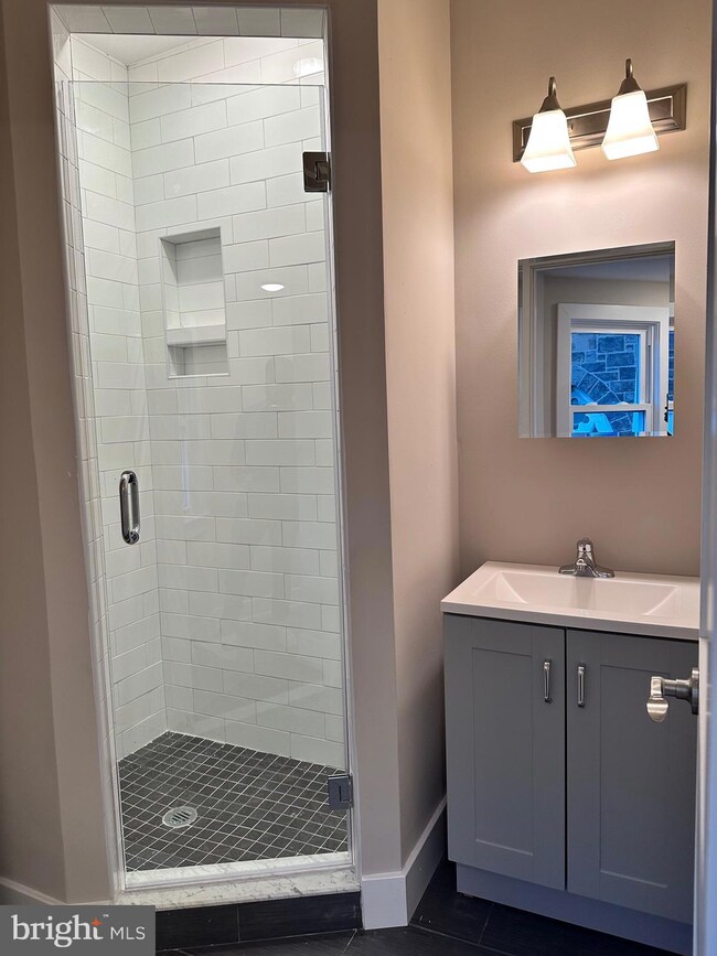 2651 Buckius St unit 7, Philadelphia, PA 19137 - photo 4