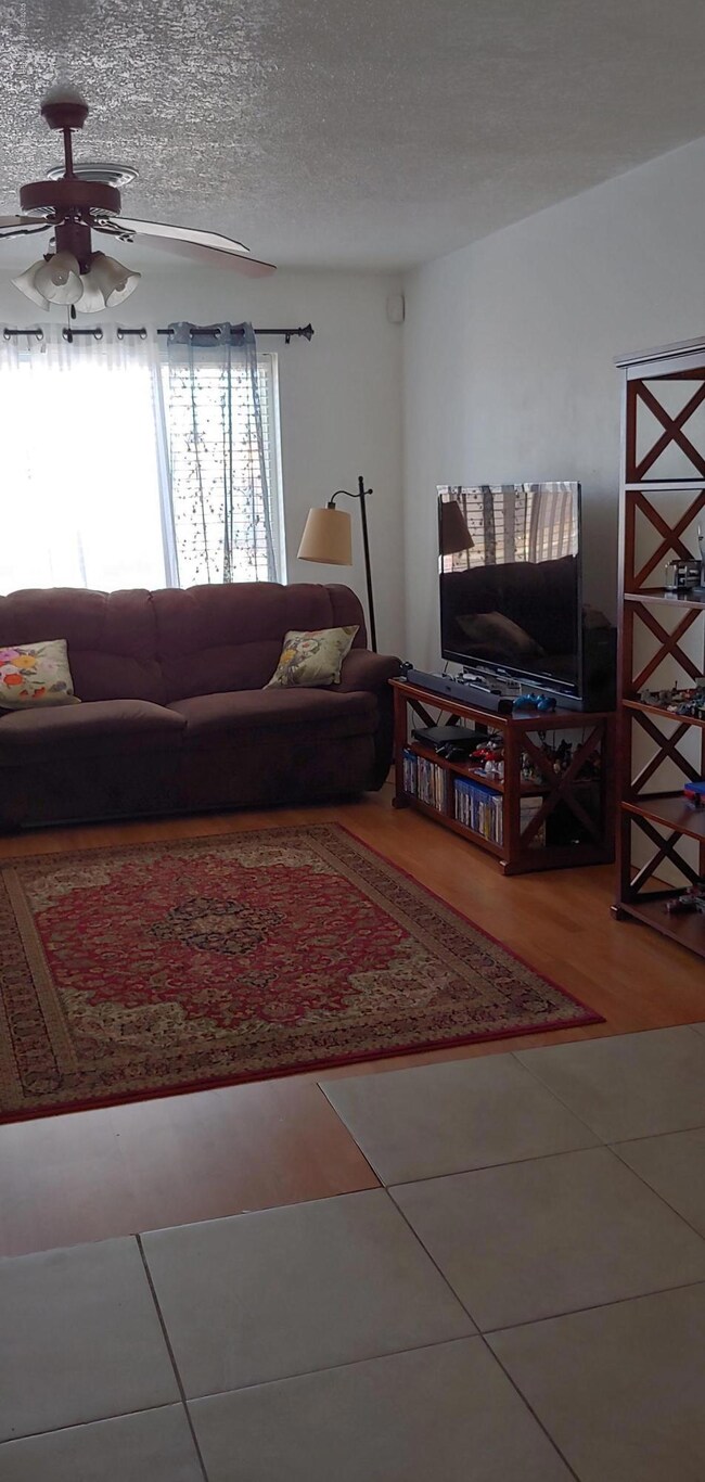 204 Valle Vista Dr, Farmington, NM 87401 - photo 4