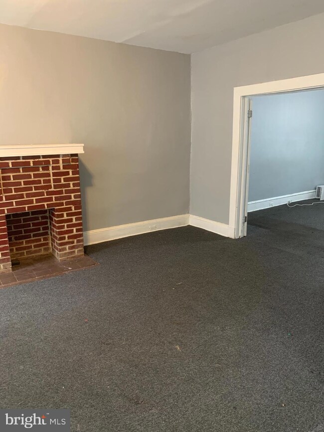 4018 Boarman Ave, Baltimore, MD 21215 - photo 2