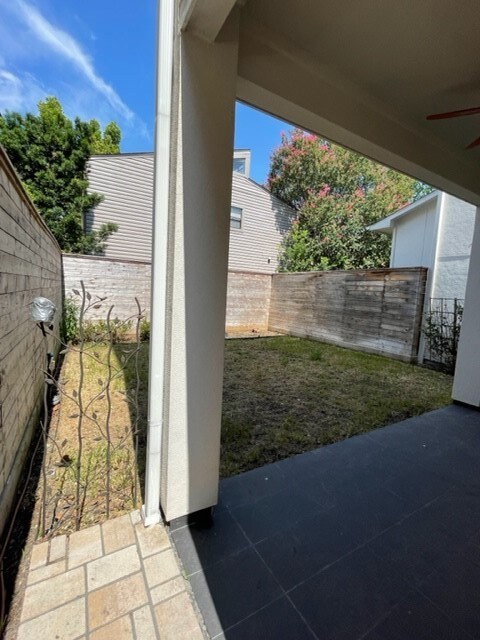 2116 Mcduffie St, Houston, TX 77019 - photo 4