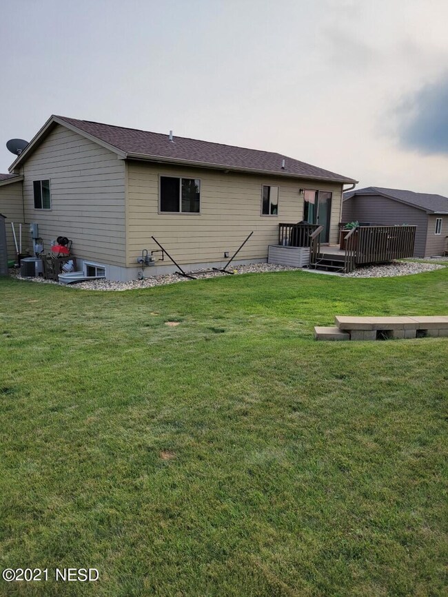 3401 17th Ave SW, Watertown, SD 57201 - photo 6