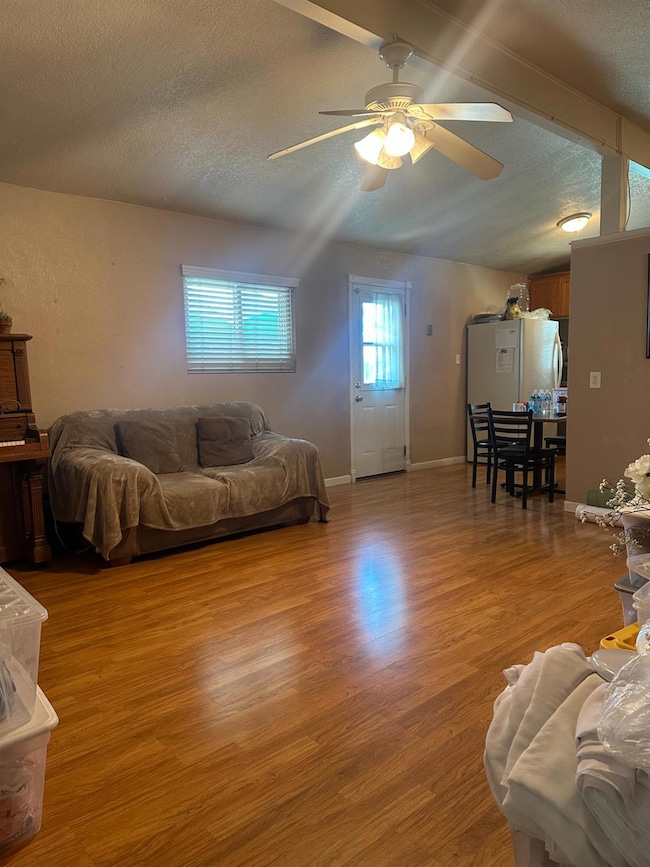 1206 Merced St, Madera, CA 93638 - photo 4