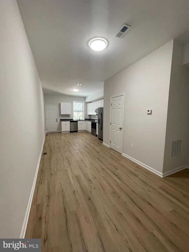 1808 N Wolfe St, Baltimore, MD 21213 - photo 6