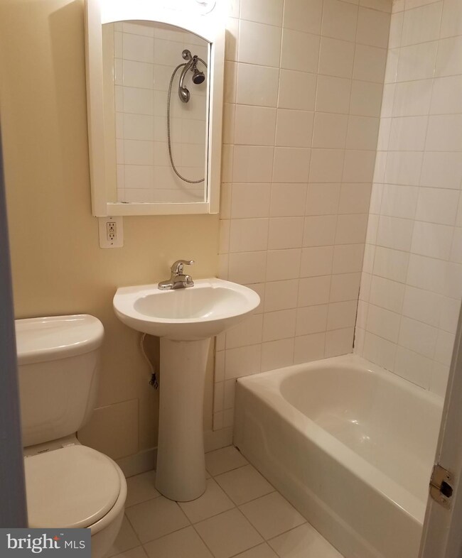 1722 28th St SE unit A-2, Washington, DC 20020 - photo 6