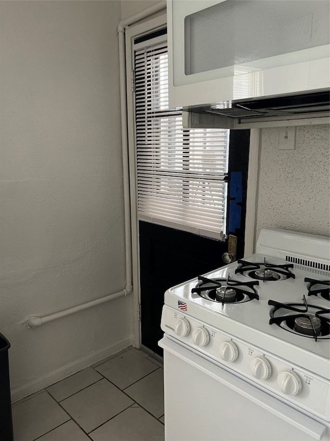 1920 Binz St unit 2, Houston, TX 77004 - photo 6