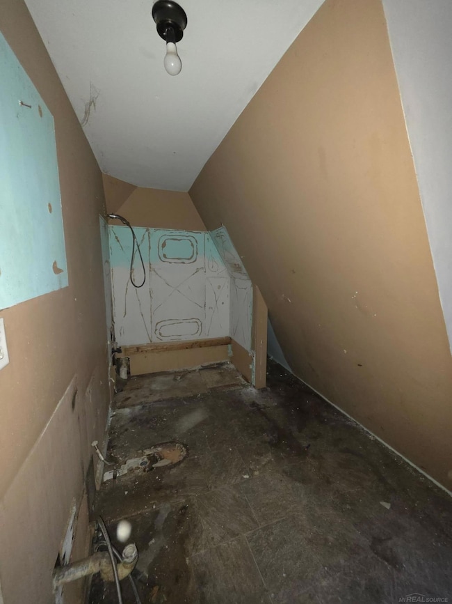 1412 E Alcott St, Kalamazoo, MI 49001 - photo 3