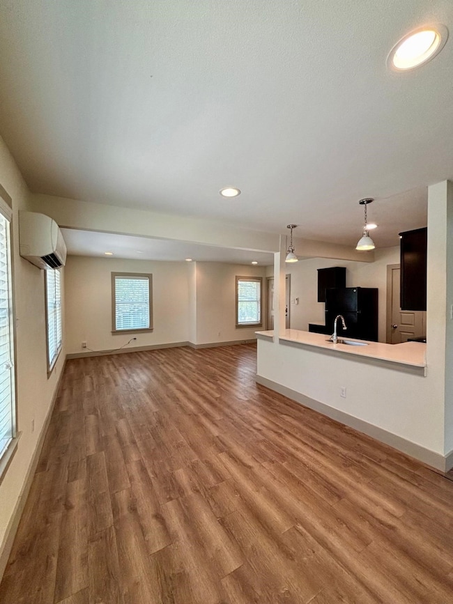 1011 Enid St unit 3, Houston, TX 77009 - photo 4