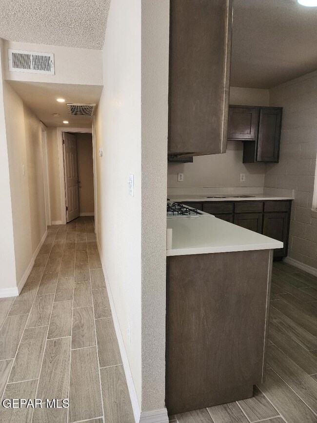 7837 West Dr unit 5, El Paso, TX 79915 - photo 2