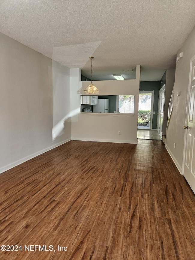 Living & kitchen - Copy