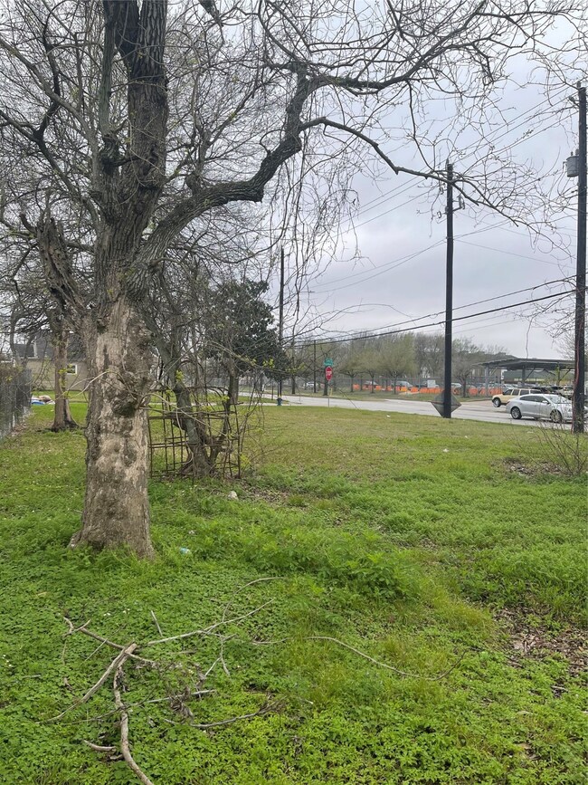 4501 Keystone St, Houston, TX 77021 - photo 6