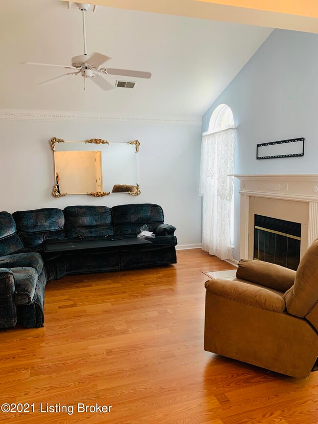 B6620C9E-AC5B-4122-974A-C36FA9F144DC