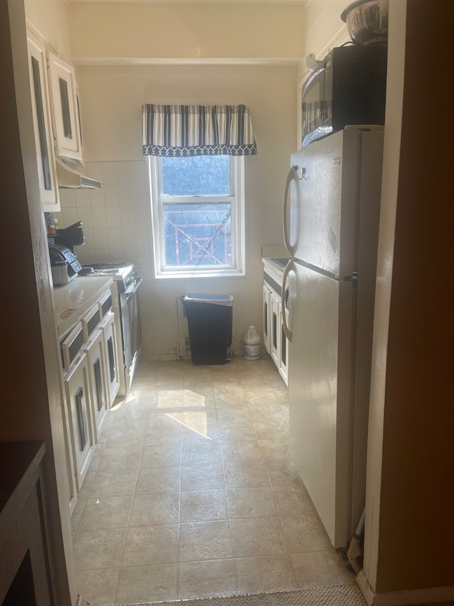 1 Balint Dr unit 267, Yonkers, NY 10710 - photo 5