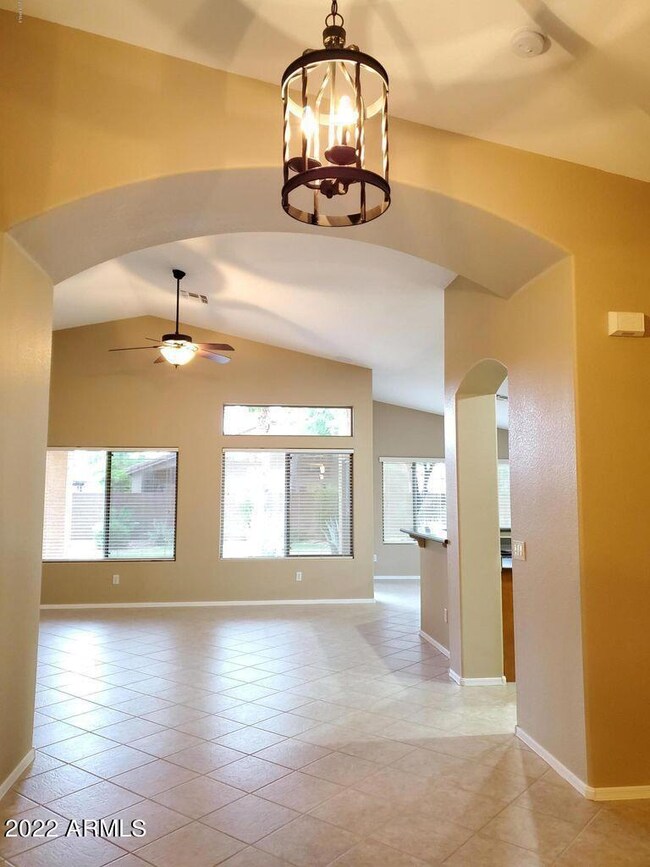 20190908000643168016000000-o