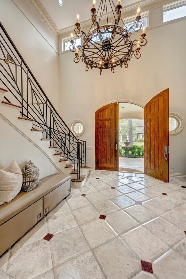 211 Kilts Dr, Houston, TX 77024 - photo 2