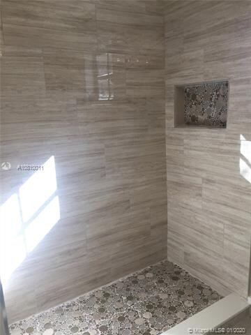 6691 Eastview Dr, Lake Worth, FL 33462 - photo 5