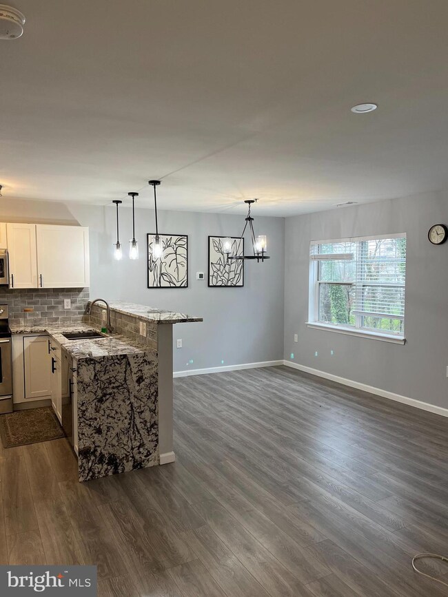 534 Mcmanus Way, Towson, MD 21286 - photo 4