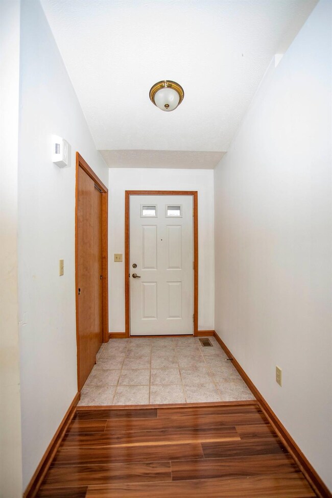 103 Whispering Blvd, La Porte, IN 46350 - photo 5