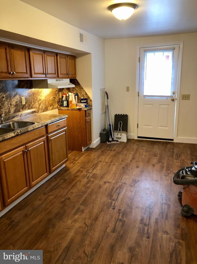 9 Oregon St, Mercersburg, PA 17236 - photo 3