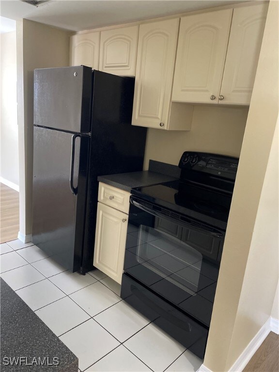 The Towers Condominiums unit 502, Fort Myers, FL 33901 - photo 4