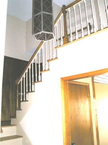 Atrium Style Entry