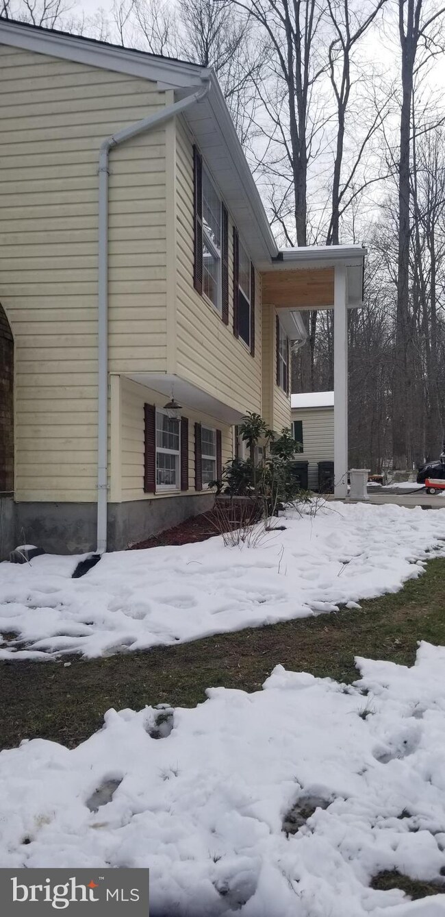 8953 Westchester Dr, Manassas, VA 20112 - photo 7