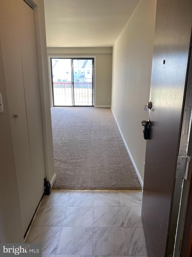 200 Chesterfield Ln unit 203, Stafford, VA 22556 - photo 4