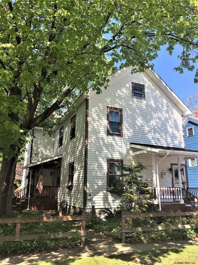 20 Kenworthy Ave, Glens Falls, NY 12801 - photo 3