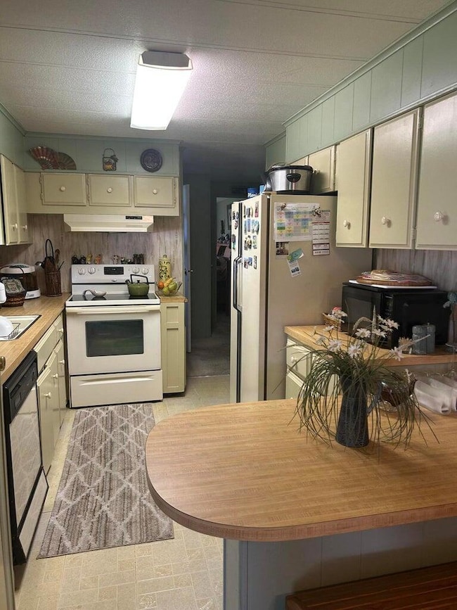 129 E Caribbean, Port St. Lucie, FL 34952 - photo 6