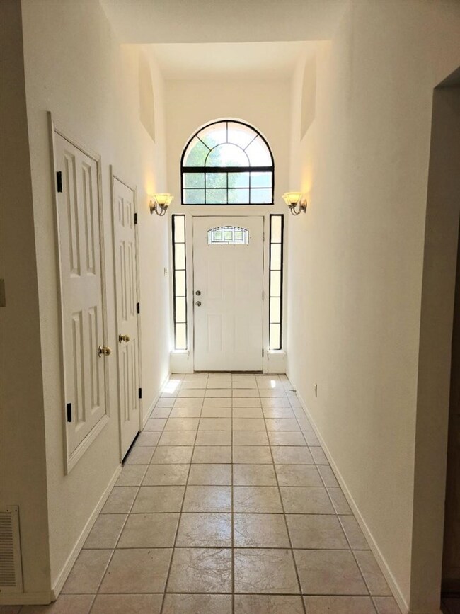 3110 Summer Ave, Alamogordo, NM 88310 - photo 4