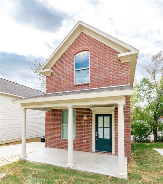 135 S South St, Fayetteville, AR 72701 - photo 2