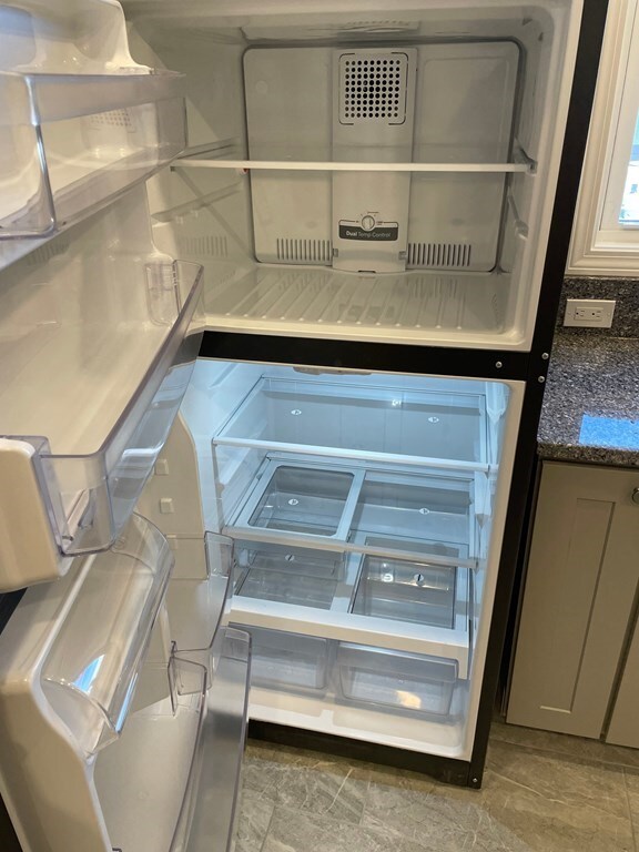 217 Washington St unit 4, Lynn, MA 01902 - photo 3