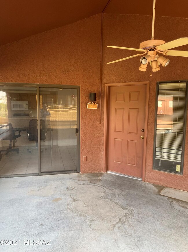 4040 N Weimer Place unit 4, Tucson, AZ 85719 - photo 3
