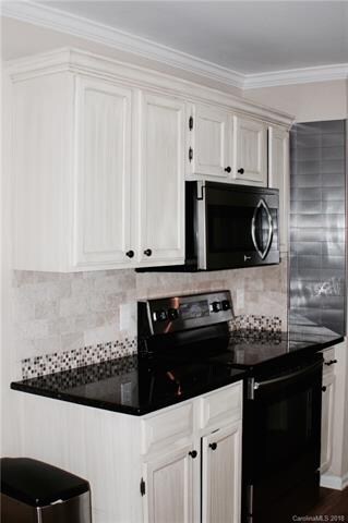 Built-in microwave and self-cleaning oven!