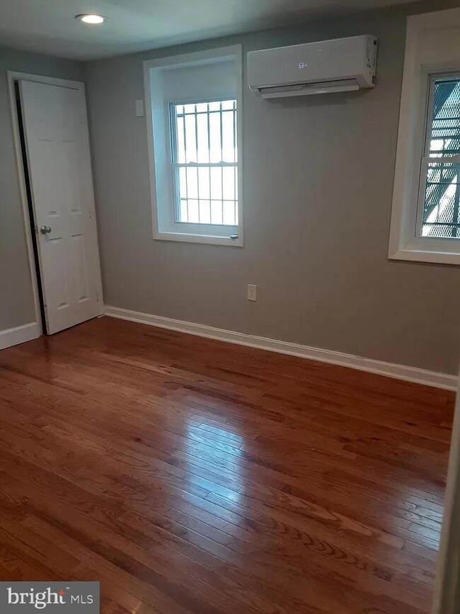 1712 W Lombard St unit 2, Baltimore, MD 21223 - photo 2