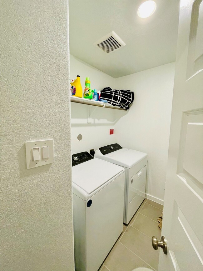 16628 Sterling Cliff St, Conroe, TX 77302 - photo 7