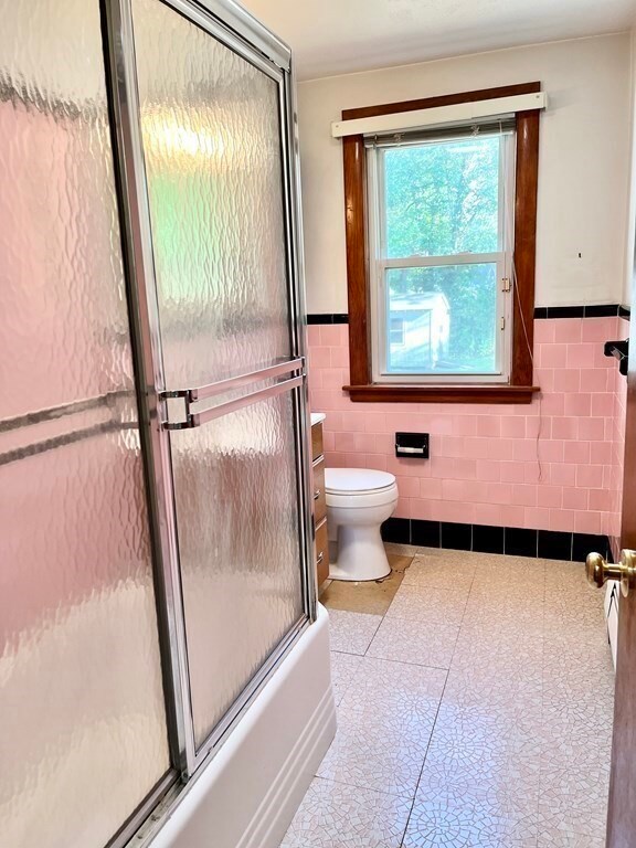 64 Cordis St, Wakefield, MA 01880 - photo 6