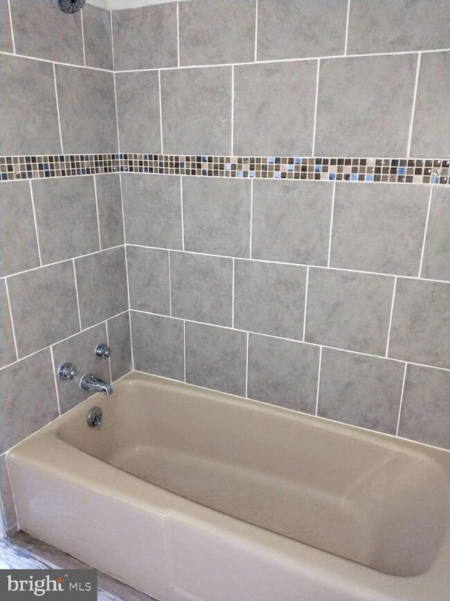 1551 Mulberry St, Reading, PA 19604 - photo 6