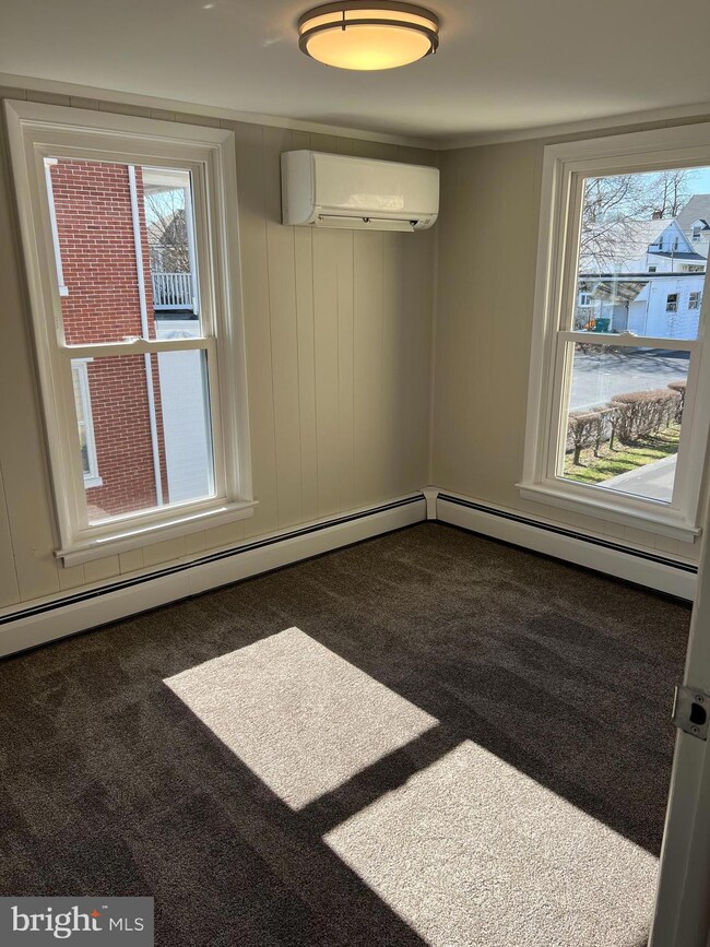 36 Hockersville Rd unit APARTMENT B, Hershey, PA 17033 - photo 6